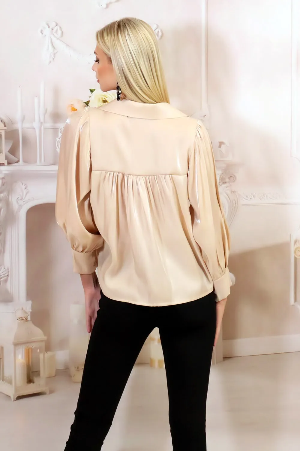 Camisa de raso beige