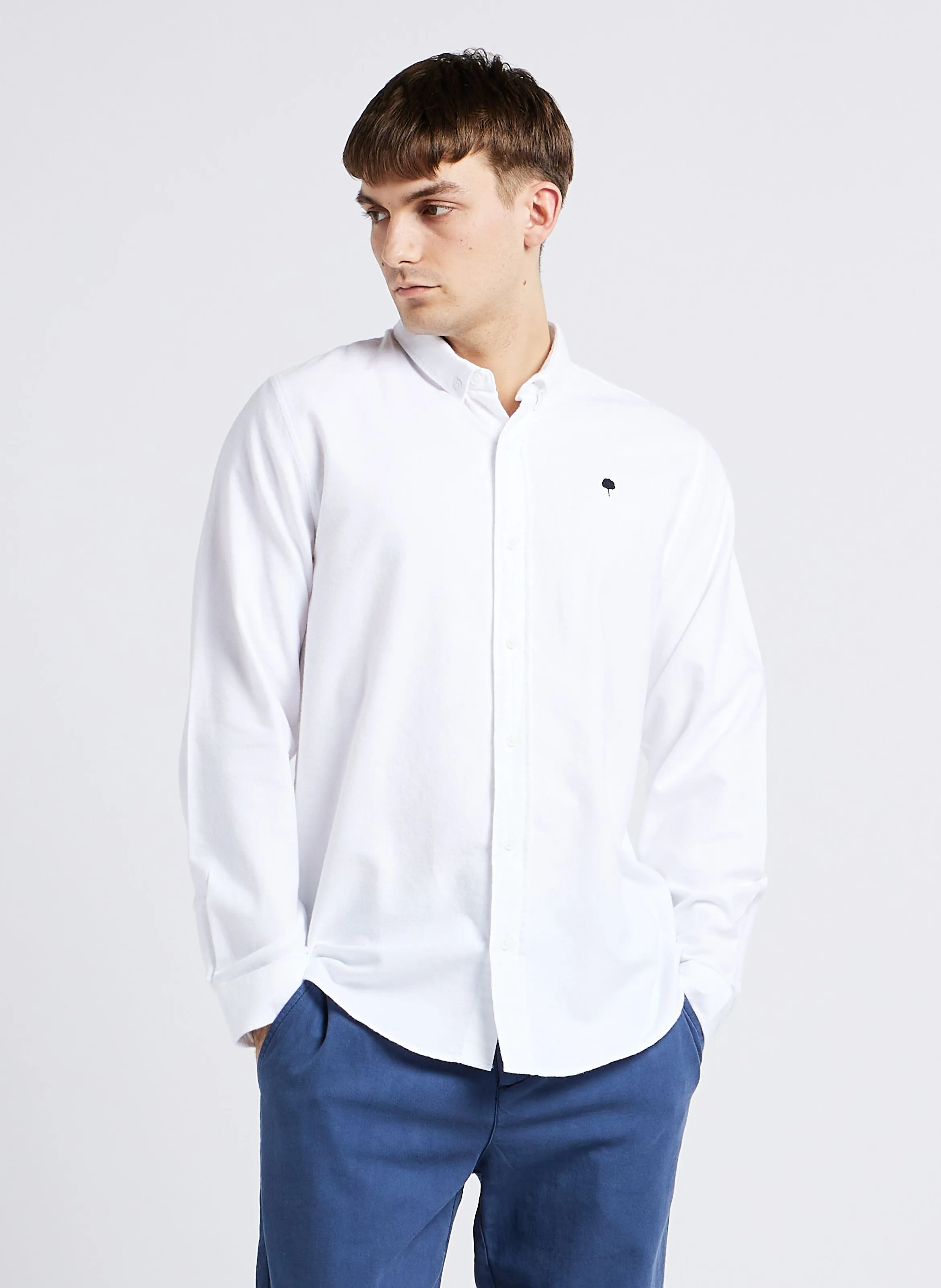 IVOY - Camisa de algodón orgánico con cuello americano en blanco