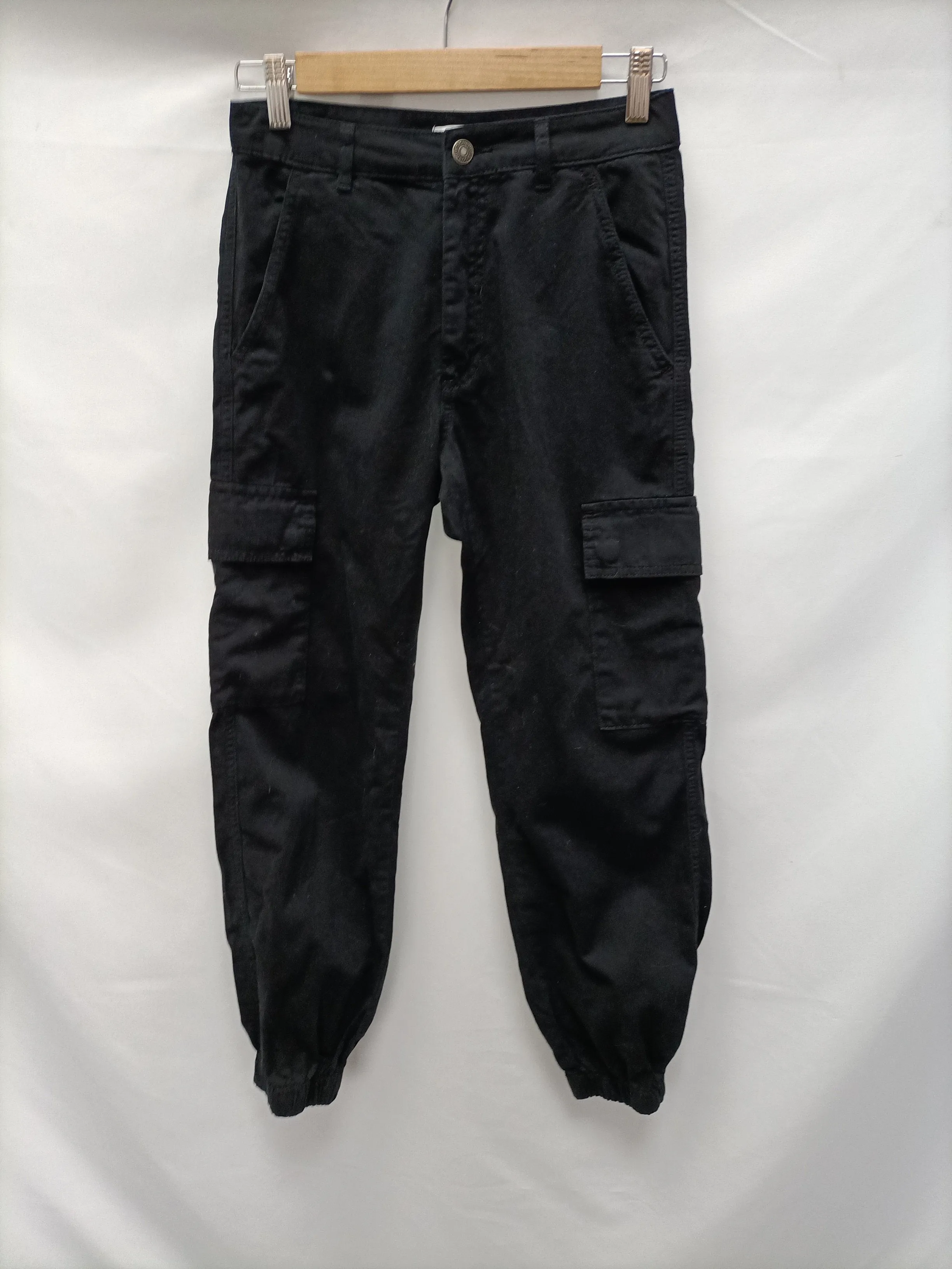 SUBDUED. Pantalón cargo negro T.s