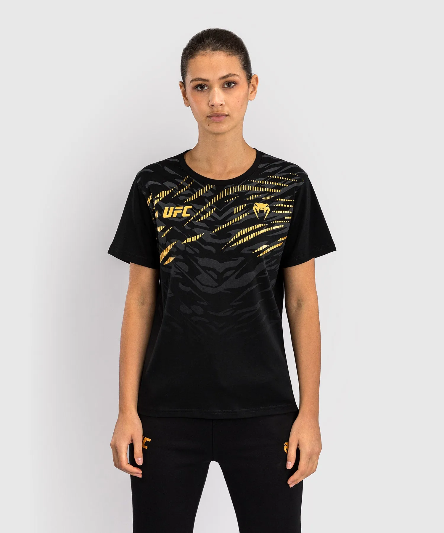 UFC Fusion by Venum Replica Camiseta de Manga Corta para Mujer - Champion